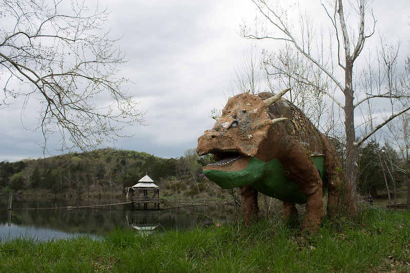 abandoned dinosaur statue in Arkansas
