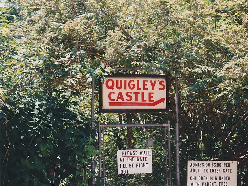 The Quigley's Castle sign.
