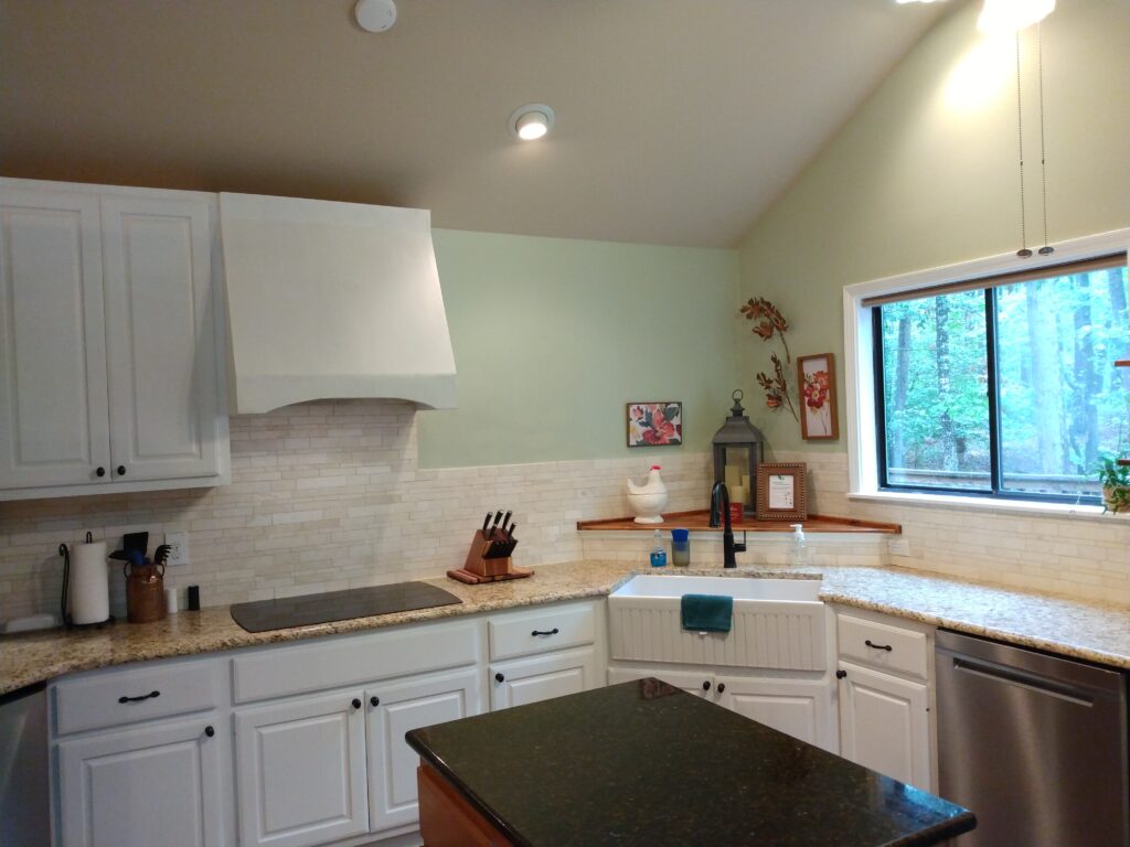 Big kitchen!